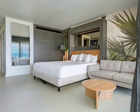Papagayo Beach Hotel