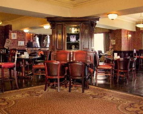 Buswells Hotel