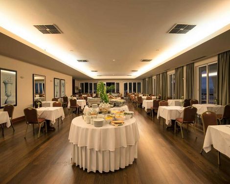 Azoris Faial Garden Hotel
