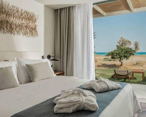 Domes Aulus Zante Autograph Collection