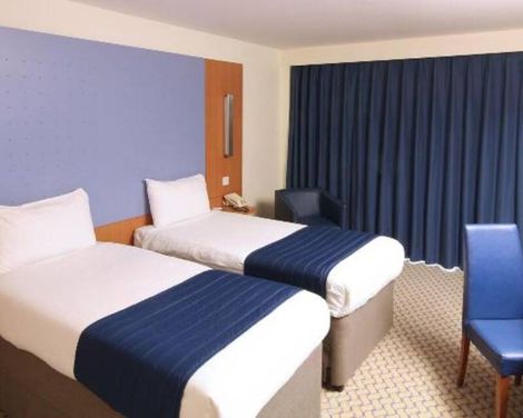 Ramada by Wyndham London North M1