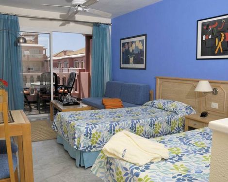 Apartamentos Marola Park