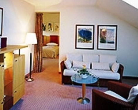 Leonardo Hotel Hamburg Airport-2
