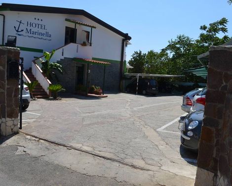 Hotel Marinella