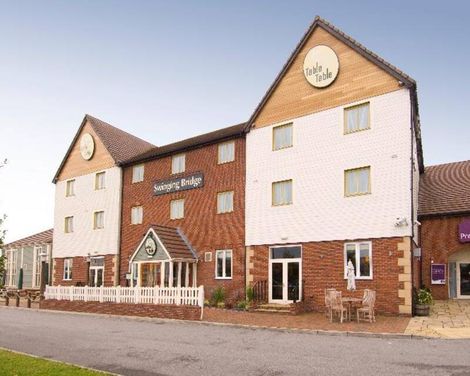 Premier Inn Manchester Trafford Centre North