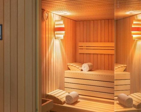 Holiday Inn - the niu, Mesh Stuttgart Messe
