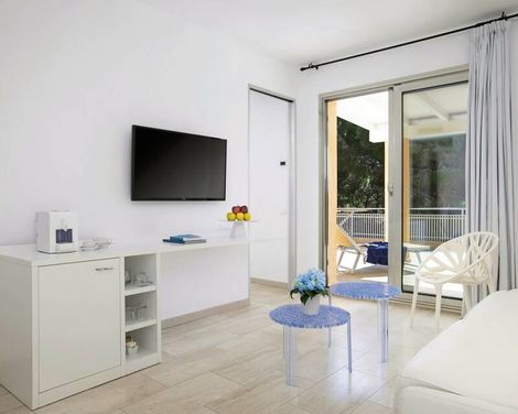 Tirreno Resort-0