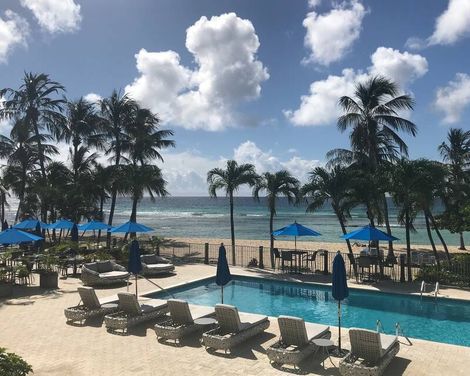 Coconut Court Beach Hotel