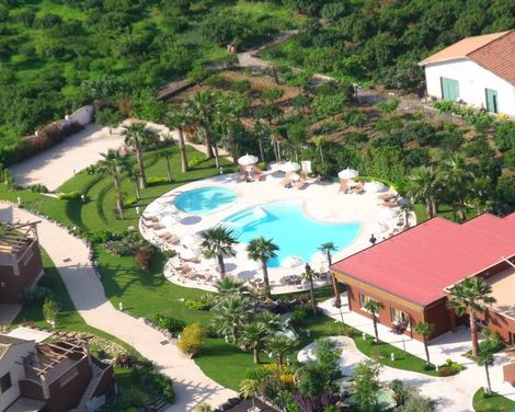 Alcantara Resort