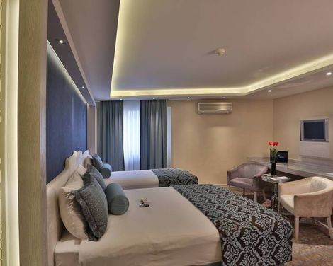 AHC Old City Hotel