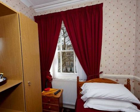 Balmoral House Hotel