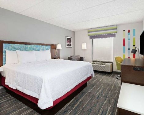 Hampton Inn & Suites Orlando Intl Dr N
