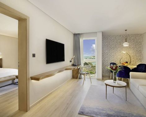 Radisson Blu Hotel & Resort, Abu Dhabi Corniche