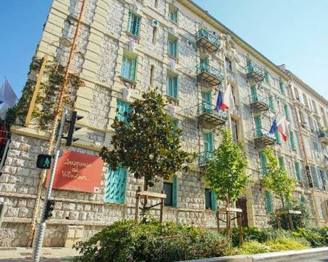 Le Windsor, Jungle Art Hotel