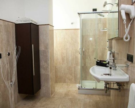4 Spa Resort Hotel