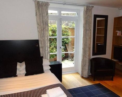 Studios 2 Let Serviced Apartments