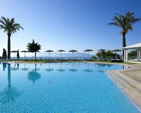 Dimitra Beach Hotel & Suites
