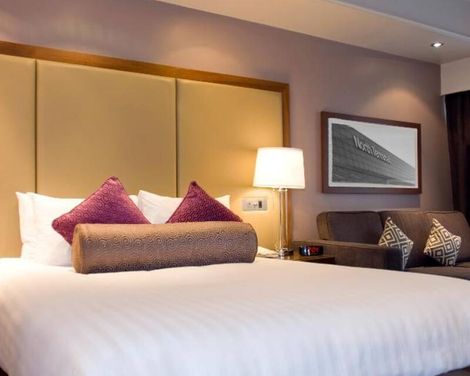 Sandman Signature London Gatwick Hotel