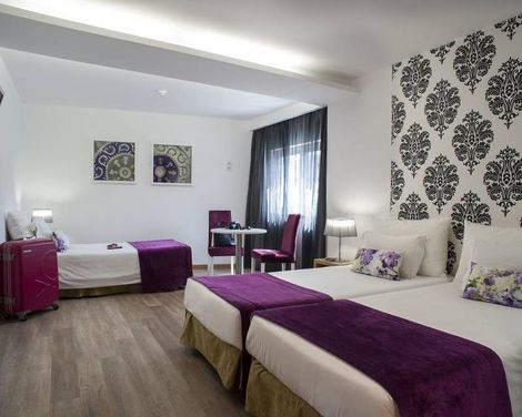 Hotel Genesis