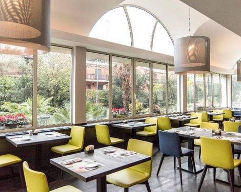Mercure Roma West