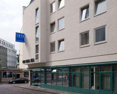TRYP by Wyndham Köln City Centre-1