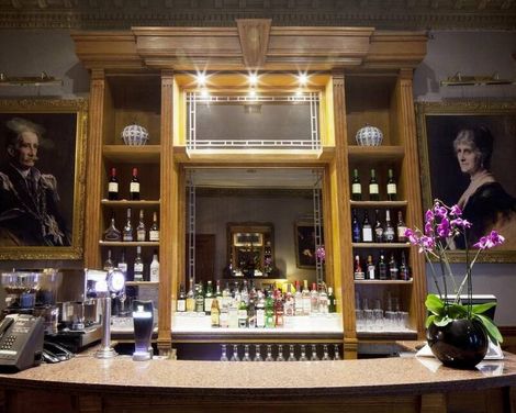 Strathmore Hotel
