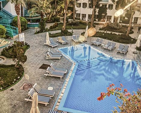 Falcon Hills Hotel
