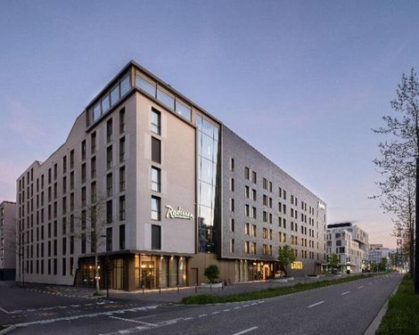 Radisson Hotel & Suites Zurich