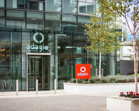 Aparthotel Adagio London Brentford-1