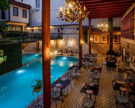 Mediterra Art Hotel