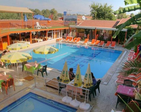 Side Temple Hotel