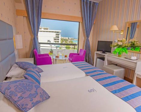 Silver Sands Beach Hotel