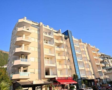 Thea Hotel