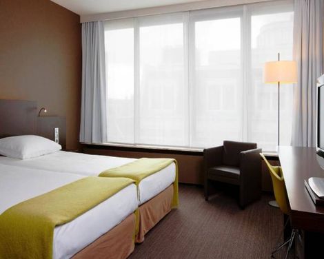 NH Amsterdam Caransa