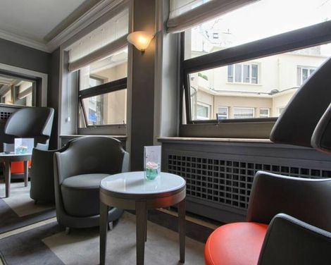 Timhotel Opéra Blanche Fontaine