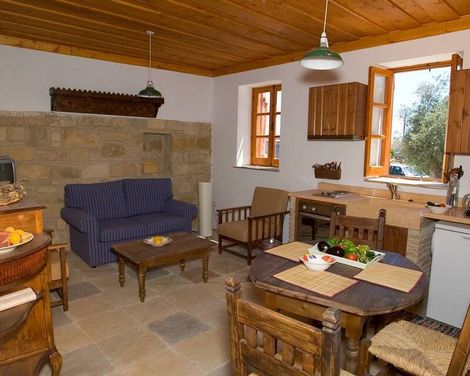 Eveleos Country House