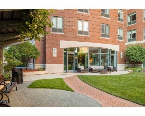 Courtyard Boston Brookline-2