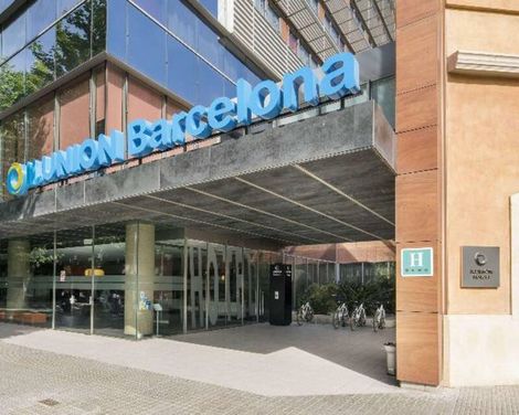 Hotel ILUNION Barcelona-1
