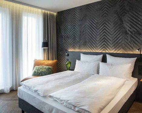 LOGINN Hotel Berlin Airport-2