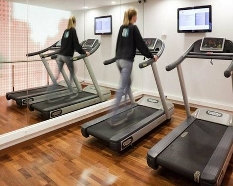 ibis Barcelona Pza Glories 22