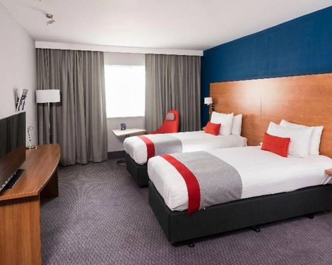 Holiday Inn Express Birmingham - Star City