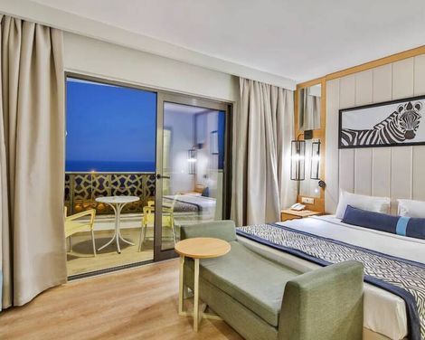 Calido Maris Hotel