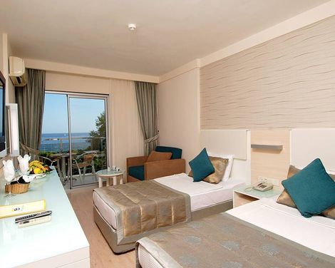 Grand Okan Hotel