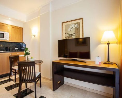 Grupotel Playa de Palma Suites & Spa-0