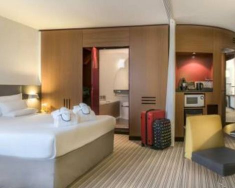 Novotel Suites Cannes Centre-2