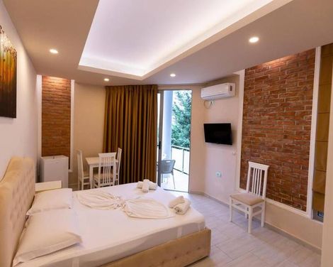 Joni Hotel