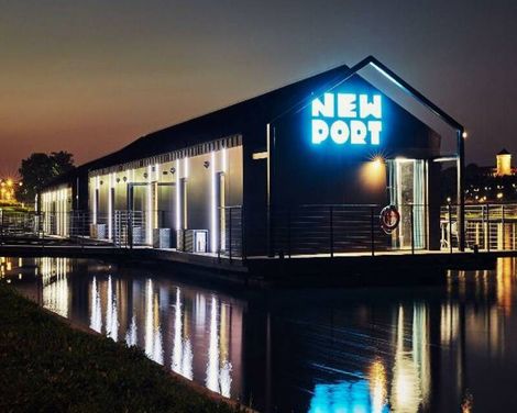 New Port Hotel