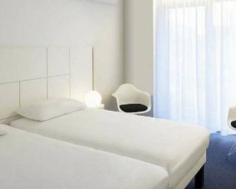 ibis Styles Brussels Louise-2