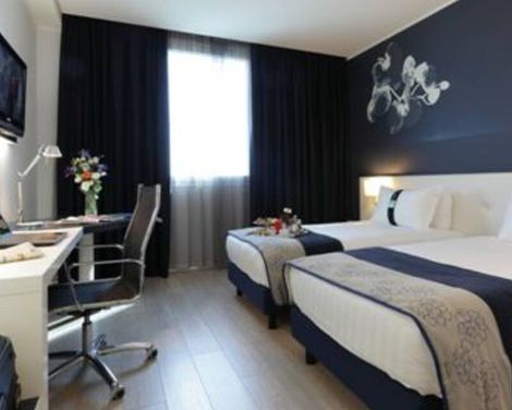 Holiday Inn Milan Nord - Zara-0