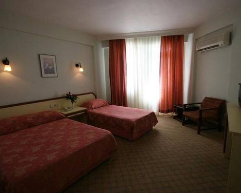 Kleopatra Beach Hotel